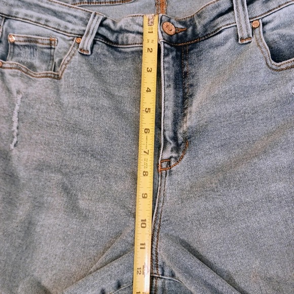 CELEBRITY PINK Jeans Plus Sz 20 The Bestie Lt Blue MODERN Open Knee DISTRESSED - Picture 14 of 16
